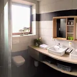 Apartment Fiserovi *